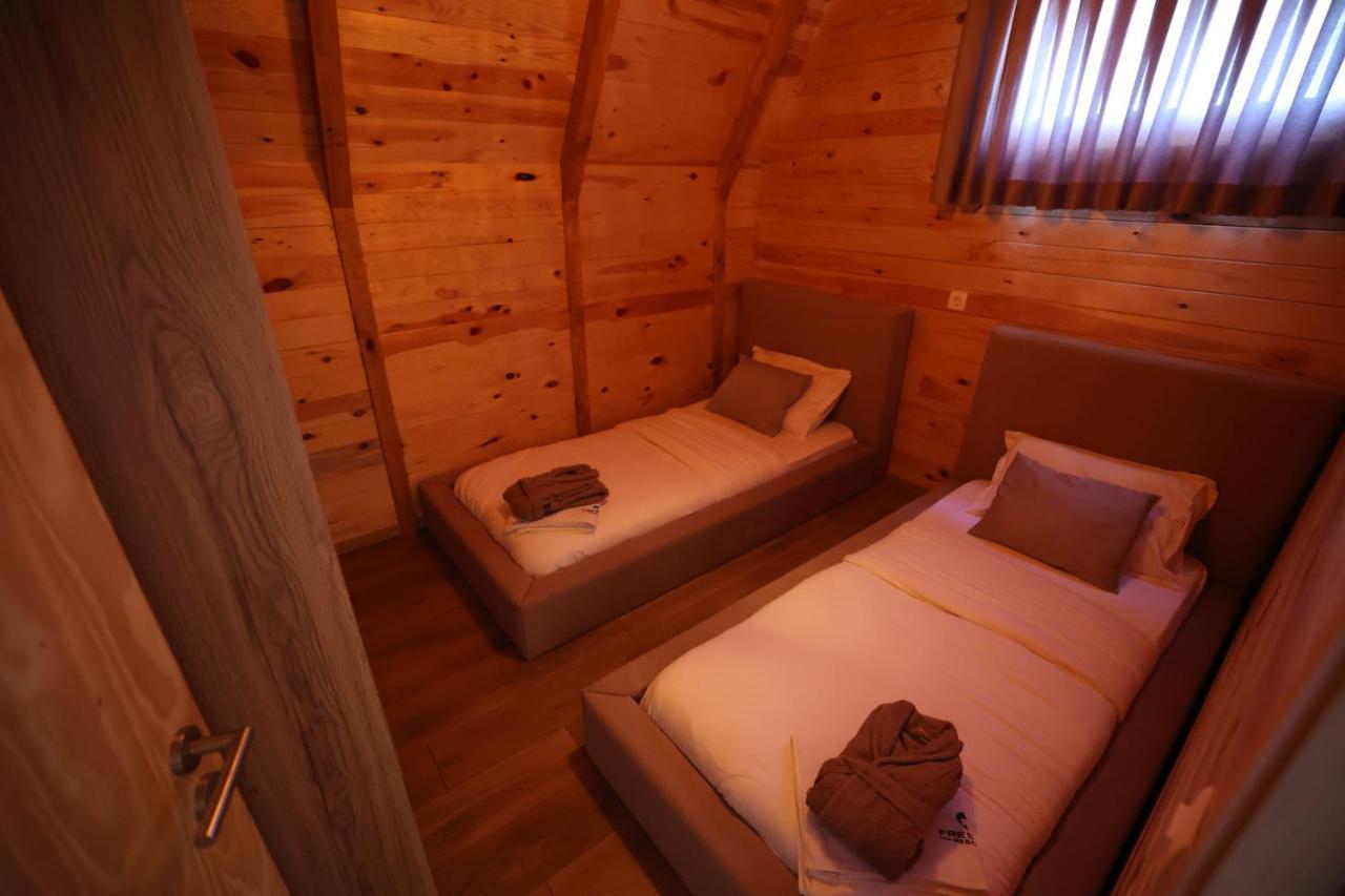 Freskia Resort Ferizaj Buitenkant foto